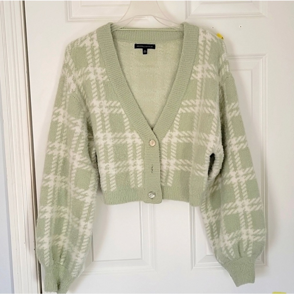 KENDAL & KYLIE FUZZY SWEATER